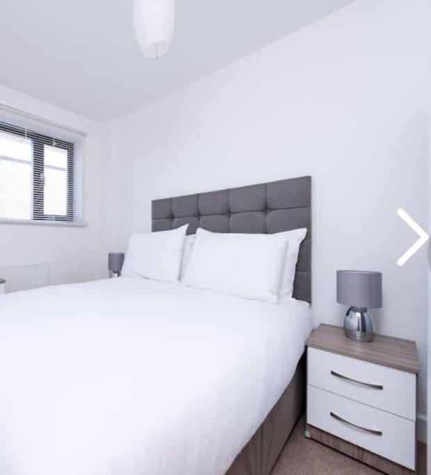 Bright, Nice Interior, Close To The City, 2 Bedroom Apartment Londres Exterior foto